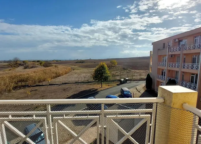 Sunny Day 6 , Sunny Beach, 3-стаен